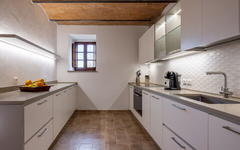 Casa Amelia, Pool, Casole Elsa, Monti: Kitchen, Countertop, Flooring, Interior Design, Kitchen Appliance, Wood, Kitchen Sink, Cabinetry, Ceiling, Home