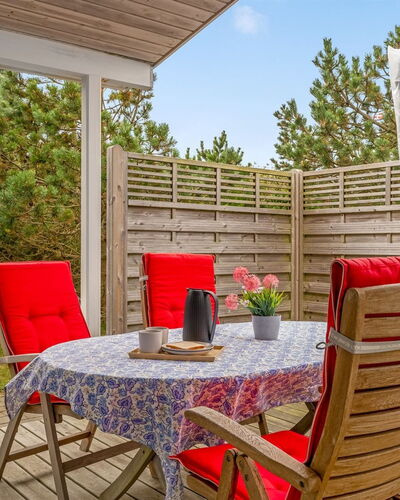 Jale - 300M from the Sea