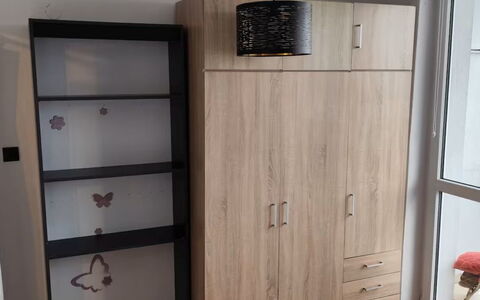 Elizabeth: Furniture, Interior Design, Wall, Bedroom, Floor, Wood, Flooring, Bed, Room, Lighting