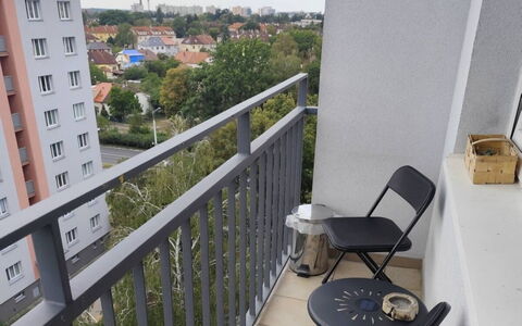 Elizabeth: Building, Residential Area, Apartment, Neighbourhood, Condominium, Architecture, Urban Design, Balcony, Home