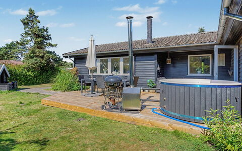 Leve - 300M from the Sea