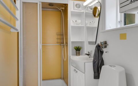 Safir - 1.7Km from the Sea: Plumbing Fixture, Flooring, Interior Design, Floor, Bathroom, Plumbing, Room, Tap, Sink, Toilet