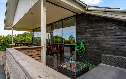 Inola - 400M to the Fjord: Wood, Wood Flooring, Porch, Hardwood, Plank, Deck, Composite Material, Cottage, Wood Stain, Shade