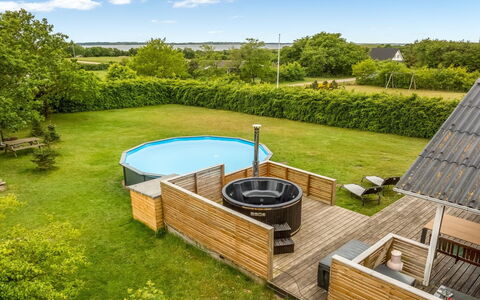 Inola - 400M to the Fjord: Swimming Pool, Land Lot, Composite Material, Garden, Shade, Yard, Leisure, Backyard, Landscaping