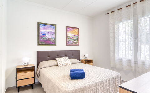 Antonia: Furniture, Bed, Interior Design, Bedroom, Bedding, Bed Sheet, Floor, Flooring, Wood, Linens