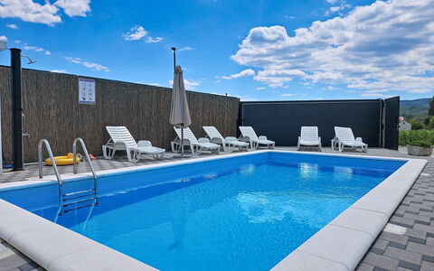 Ivana: Swimming Pool, Composite Material, Outdoor Furniture, Resort, Sunlounger, Hotel