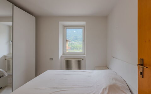 Federica: Interior Design, Wall, Flooring, Bedroom, Wood, Floor, Ceiling, Bed, Room, Furniture