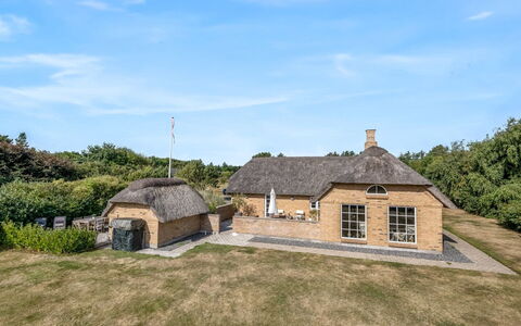 Helma - 580M to the Fjord: Roof, House, Residential Area, Home, Estate, Cottage, Design