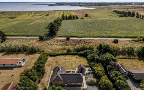 Helma - 580M to the Fjord: Roof, House, Residential Area, Home, Estate, Cottage, Design