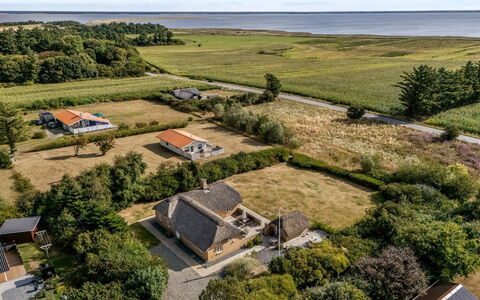 Helma - 580M to the Fjord: Roof, House, Residential Area, Home, Estate, Cottage, Design