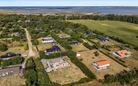 Helma - 580M to the Fjord: Roof, House, Residential Area, Home, Estate, Cottage, Design