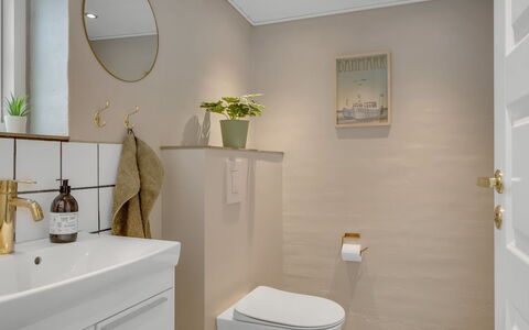 Filine - 100M from the Sea: Plumbing Fixture, Flooring, Floor, Bathroom, Interior Design, Toilet, Toilet Seat, Plumbing, Tap, Sink