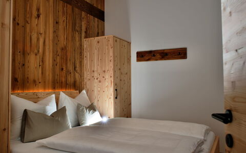 Kaiserchalet: Wood, Bedroom, Wood Stain, Hardwood, Bedding, Plank, Bed Frame, Bed, Bed Sheet, Plywood