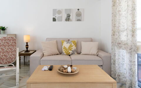 La Mar Serena: Furniture, Interior Design, Flooring, Couch, Wall, Floor, Table, Wood, Room, Living Room