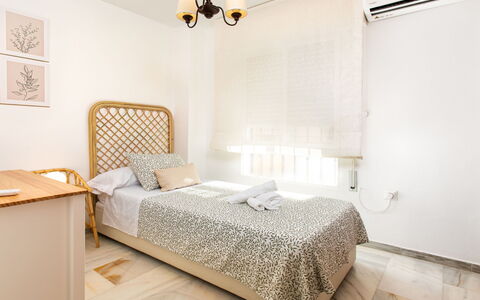La Mar Serena: Furniture, Bed, Interior Design, Bedroom, Wall, Bedding, Bed Sheet, Floor, Wood, Flooring