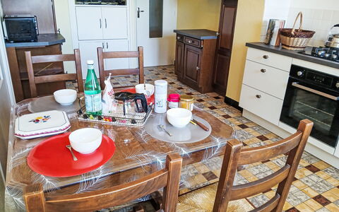 Puys-Richards: Furniture, Flooring, Interior Design, Major Appliance, Wood, Kitchen Appliance, Floor, Kitchen, Kitchen & Dining Room Table, Cabinetry