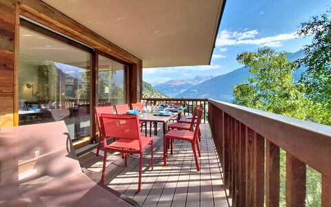Les Rahâs A5: Wood, Wood Stain, Balcony, Hardwood, Porch, Chair, Mountain Range, Eco Hotel, Valley, Shade