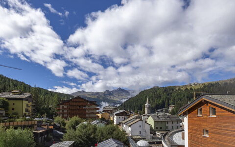La Fiorera: Mountainous Landforms, Mountain Range, Hill Station, Slope, Alps, Village, Valley, Mountain Village, Winter, Freezing