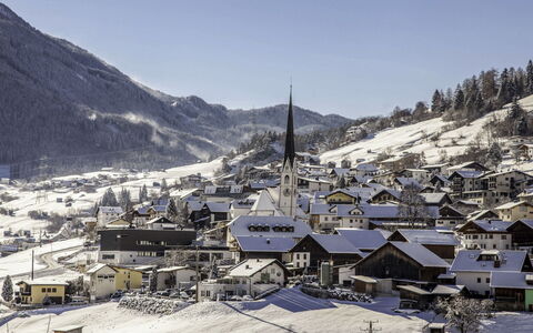 Alpenchalet Gundolf: Furniture, Interior Design, Chair, Flooring, Table, Resort, Floor, Ceiling, Room, Eco Hotel