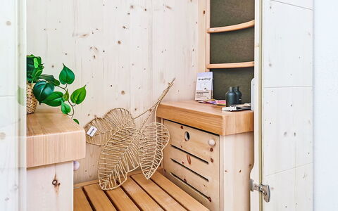 Alpenchalet Gundolf: Furniture, Interior Design, Chair, Flooring, Table, Resort, Floor, Ceiling, Room, Eco Hotel