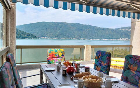 Apt.fortune 3: Furniture, Interior Design, Chair, Flooring, Table, Resort, Floor, Ceiling, Room, Eco Hotel