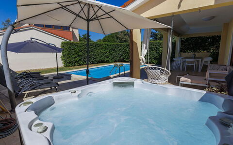 Matis: Furniture, Interior Design, Chair, Flooring, Table, Resort, Floor, Ceiling, Room, Eco Hotel