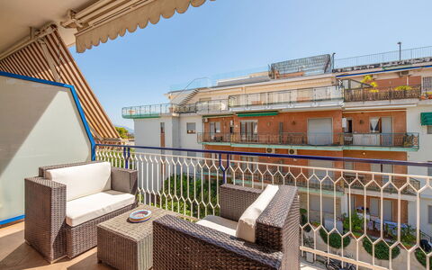 Lory House: Balcony, Urban Design, Apartment, Handrail, Baluster, Fence, Deck, Houseplant