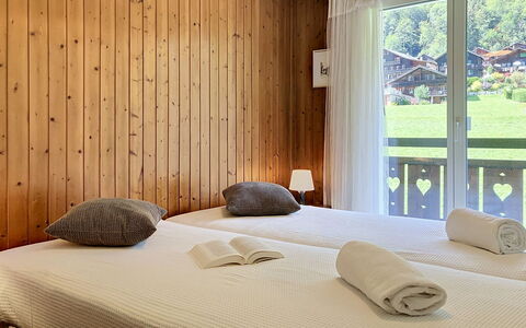 Grand-Pré B: Wood, Interior Design, Bed, Bedroom, Furniture, Flooring, Bed Sheet, Floor, Ceiling, Bedding