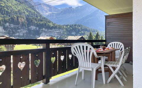 Grand-Pré B: Hill, Mountain Range, Valley, Hill Station, Alps, Ridge, Balcony, Chair, Mountain Village, Massif