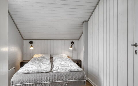 Nandolf - 200M to the Fjord: Wood, Flooring, Ceiling, Bedroom, Floor, Interior Design, Bed Sheet, Bed, Bedding, Bed Frame