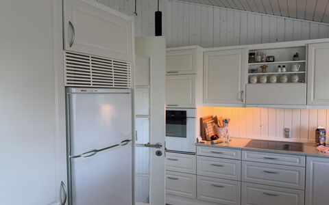 Grith - 740M to the Fjord: Kitchen Appliance, Kitchen, Wood, Flooring, Major Appliance, Cabinetry, Home Appliance, Floor, Interior Design, Cupboard