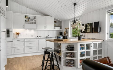 Grith - 740M to the Fjord: Kitchen, Countertop, Interior Design, Cabinetry, Wood, Flooring, Kitchen Appliance, Ceiling, Furniture, Light Fixture