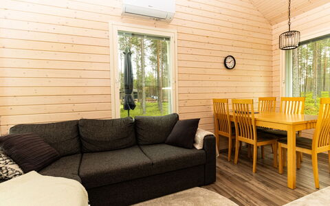 Metsäranta: Roof, House, Residential Area, Home, Estate, Cottage, Design