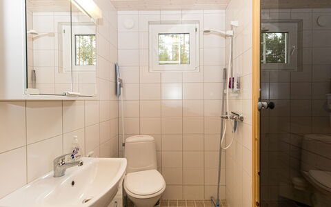 Metsäranta: Roof, House, Residential Area, Home, Estate, Cottage, Design