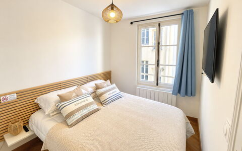 Le Petit Trouville: Roof, House, Residential Area, Home, Estate, Cottage, Design