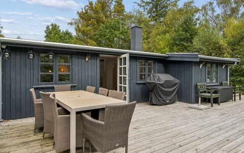 Talvikki - from the Sea: Wood, Cottage, Wood Stain, Hardwood, Log Cabin, Plank, Ceiling, Natural Material, Lumber, Garden Buildings