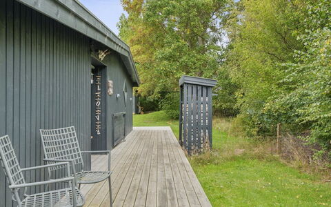 Talvikki - from the Sea: Wood, Cottage, Wood Stain, Hardwood, Log Cabin, Plank, Ceiling, Natural Material, Lumber, Garden Buildings