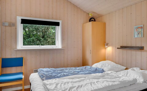 Nahuel - 300M to the Fjord: Wall, Bedroom, Wood, Bed, Interior Design, Ceiling, Bed Sheet, Bedding, Bed Frame, Floor