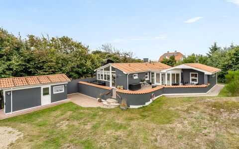Helemine - 800M from the Sea: Roof, Home, Residential Area, House, Estate, Cottage, Garden, Yard, Farmhouse, Lawn