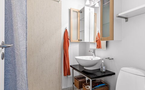 Maureen - 150M from the Sea: Interior Design, Plumbing Fixture, Wall, Flooring, Floor, Sink, Bathroom, Bathroom Sink, Toilet, Room