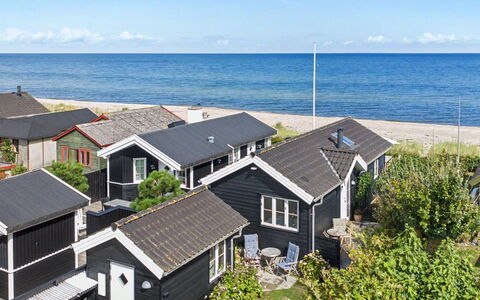 Joachim - 10M from the Sea: Wood, Furniture, Apartment, Room, Ceiling, Wood Stain, Chair, Hardwood, Varnish, Lumber