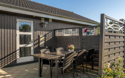 Fabian - 300M from the Sea: Wood, Furniture, Apartment, Room, Ceiling, Wood Stain, Chair, Hardwood, Varnish, Lumber