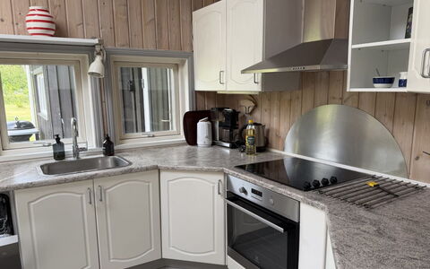 Fritzy - 1.5Km from the Sea: Wood, Furniture, Apartment, Room, Ceiling, Wood Stain, Chair, Hardwood, Varnish, Lumber