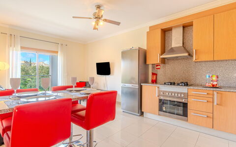 Ocean Loft 41: Furniture, Interior Design, Flooring, Floor, Ceiling, Room, Chair, Table, Apartment, Kitchen & Dining Room Table