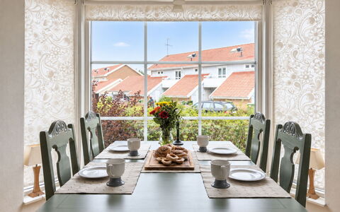 Cityhuset: Furniture, Interior Design, Flooring, Floor, Ceiling, Room, Chair, Table, Apartment, Kitchen & Dining Room Table