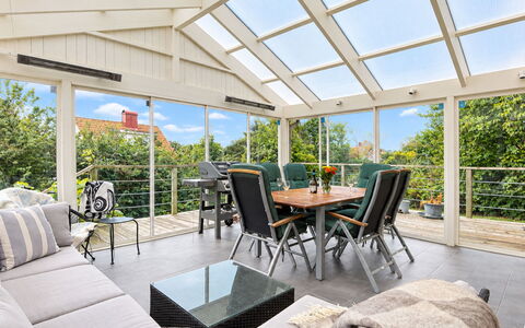 Eketångalyckan: Furniture, Interior Design, Flooring, Floor, Ceiling, Room, Chair, Table, Apartment, Kitchen & Dining Room Table
