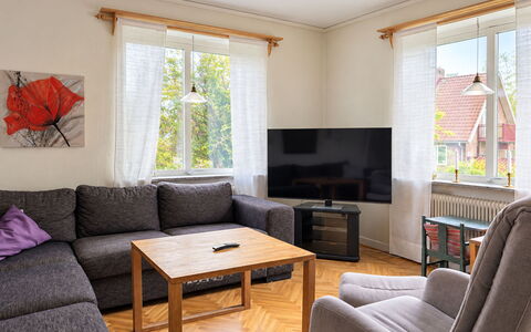 Eketångalyckan: Furniture, Interior Design, Flooring, Floor, Ceiling, Room, Chair, Table, Apartment, Kitchen & Dining Room Table