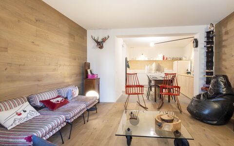 Kuerc Design Mountain Home: Furniture, Interior Design, Flooring, Wall, Floor, Wood, Ceiling, Couch, Room, Living Room