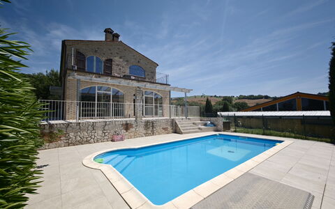 Tenuta Marino - Villa Privata Vista Vigneti con Pi: Swimming Pool, Blue, Composite Material, Resort, Estate, Leisure, Villa, Shade, Outdoor Furniture, Eco Hotel