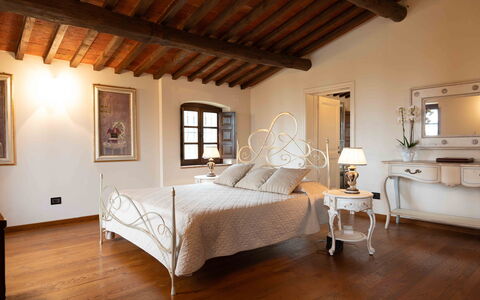 Tenuta di Mezzo: Furniture, Bed, Interior Design, Bedroom, Flooring, Wood, Ceiling, Floor, Bedding, Room